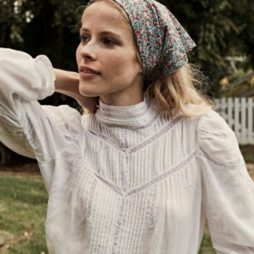 Doen White Blouse
